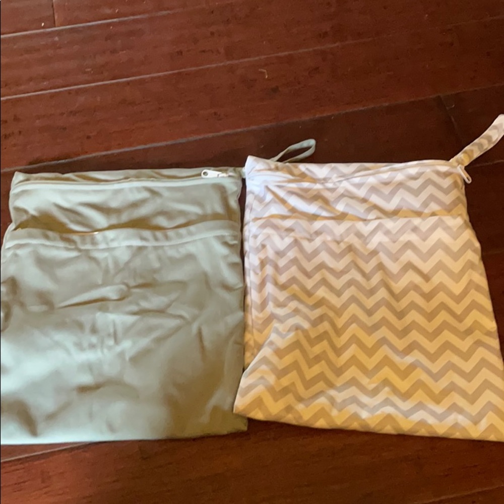 Lightly used nursing bags